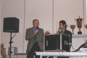 1998 048